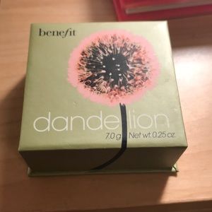 Benefit dandelion blush